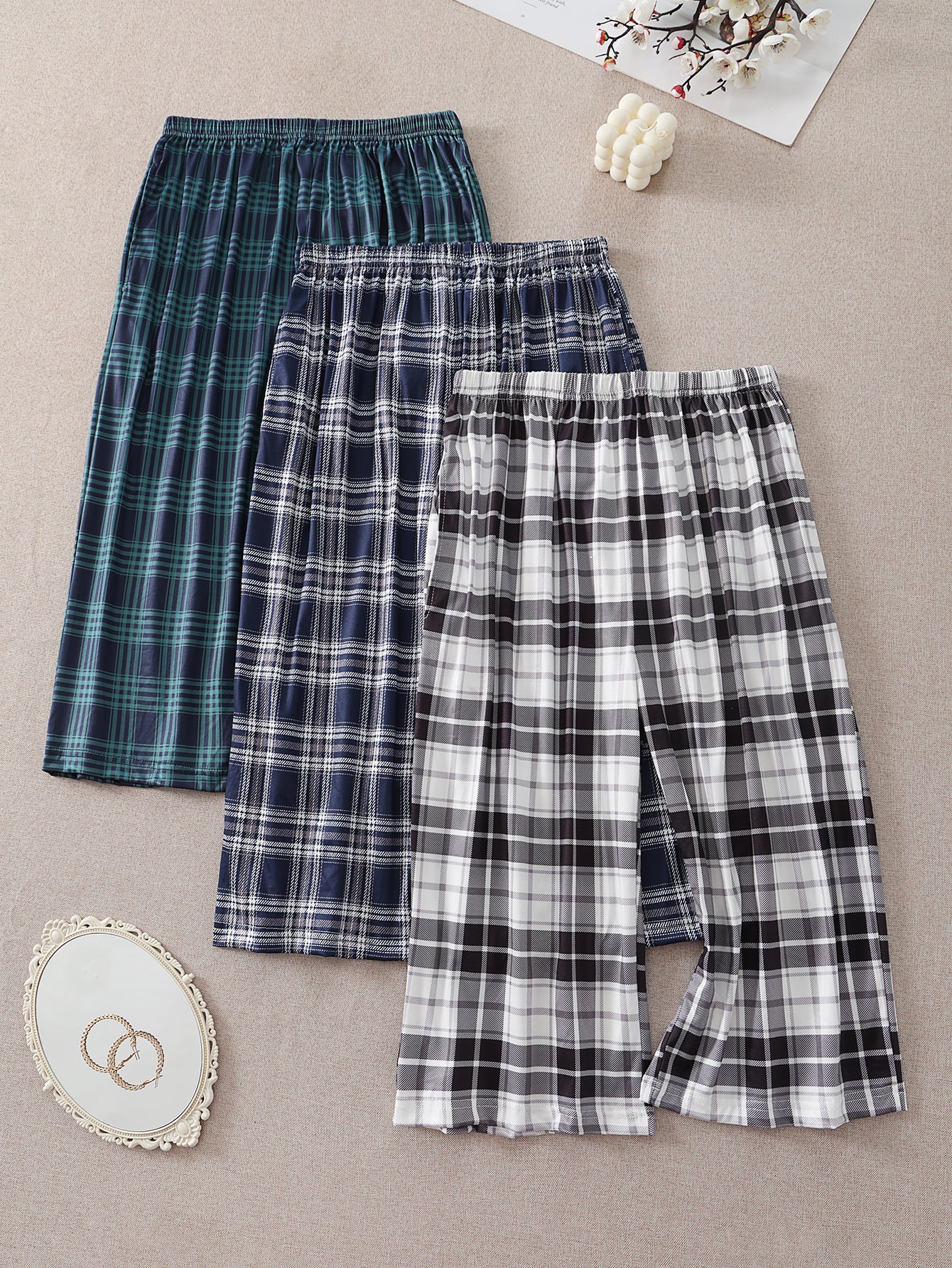 Women 3 Pack Plaid Capri Pajama Shorts with Pockets Elastic Waist Casual Lounge Capri Pants