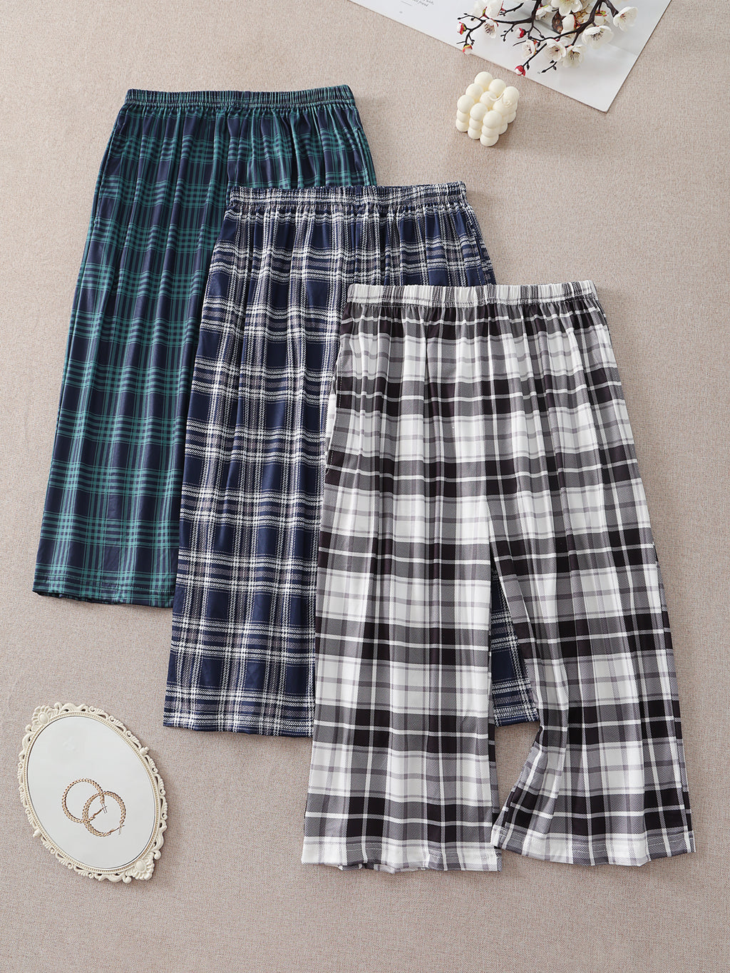 Women 3 Pack Plaid Capri Pajama Shorts with Pockets Elastic Waist Casual Lounge Capri Pants