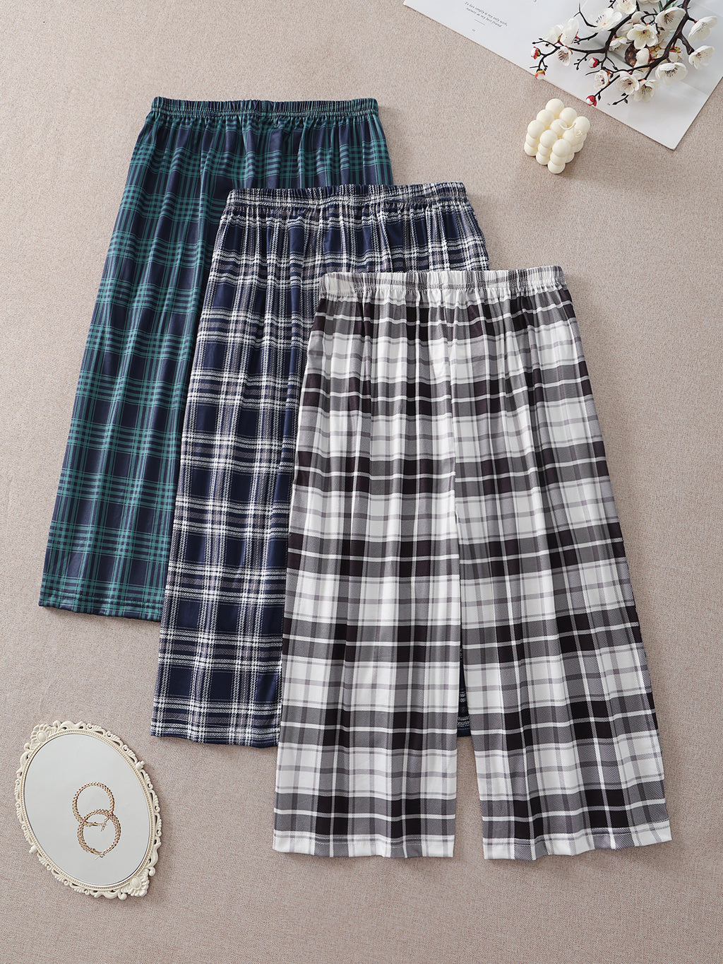 Women 3 Pack Plaid Capri Pajama Shorts with Pockets Elastic Waist Casual Lounge Capri Pants