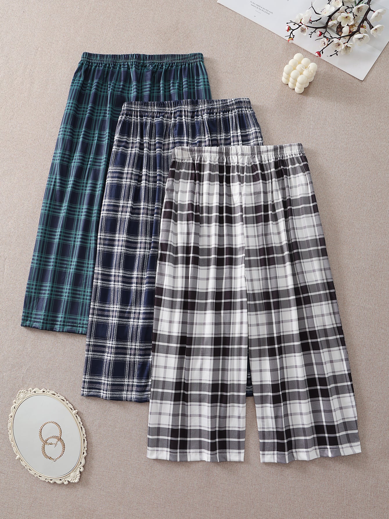 Women 3 Pack Plaid Capri Pajama Shorts with Pockets Elastic Waist Casual Lounge Capri Pants