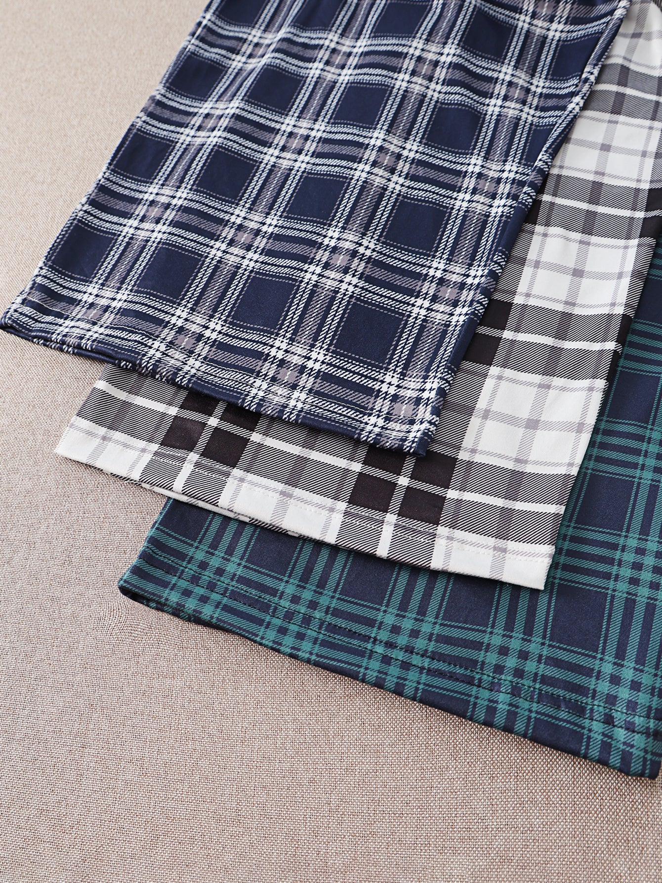 Women 3 Pack Plaid Capri Pajama Shorts with Pockets Elastic Waist Casual Lounge Capri Pants